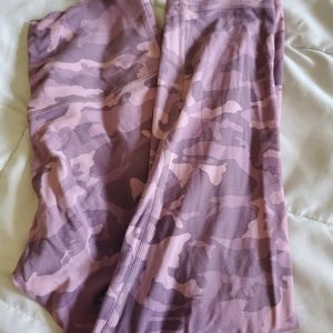 Lululemon align crops